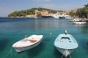 Dalmatien: CAVTAT > Hafenimpression mit Halbinsel Rat