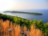 Insel Korcula: KARBUNI > Blick zur Insel Zvirinovik