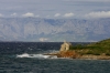 Otok Hvar > Starke Bura trifft auf Kapelle am Meer