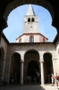 POREC > Euphrasius-Basilika > Atrium > Torbogenblick Glockenturm