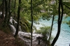 NATIONALPARK PLITVICER SEEN > Jezero Kozjak Wasserfall zum Jezero Milanovac