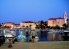 Dalmatien: SUPETAR auf Brac > Marina am Abend