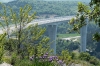 Slowenien: CRNI KAL > Autobahnbrücke im Frühling