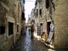 Dalmatien: TROGIR > Altstadtgasse