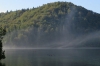Landesinnere: PLITVICER SEEN > Nebelschwaden am Jezero Kozjak