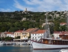 Kvarner: BAŠKA/Krk > Besuch des Ausflugsseglers im Hafen