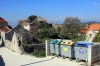 Dalmatien: NEREZISCA auf Otok Brac > Mülltrennung