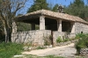 Dalmatien: Insel Korcula > TRI LUKE > Kapelle Sv. Petar mit Loggia