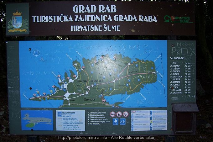 OTOK RAB > Halbinsel KALIFRONT > Infotafel mit Landkarte