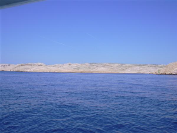 Otok RAB > Rabs kahle Seite am Velebitski kanal