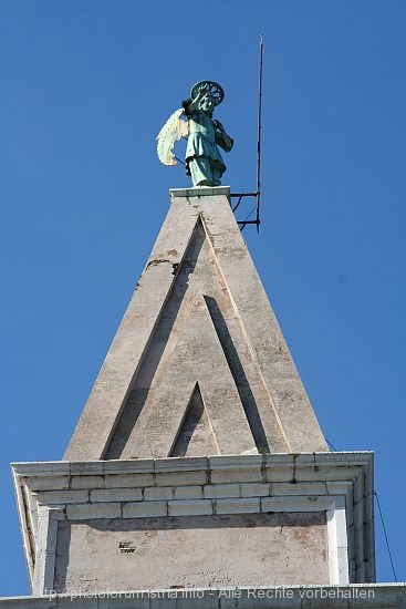 PIRAN > Cerkev Sv Jurija > Glockenturmspitze - St Georg