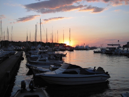 POREC > Hafen - Sonnenuntergang über der Riviera