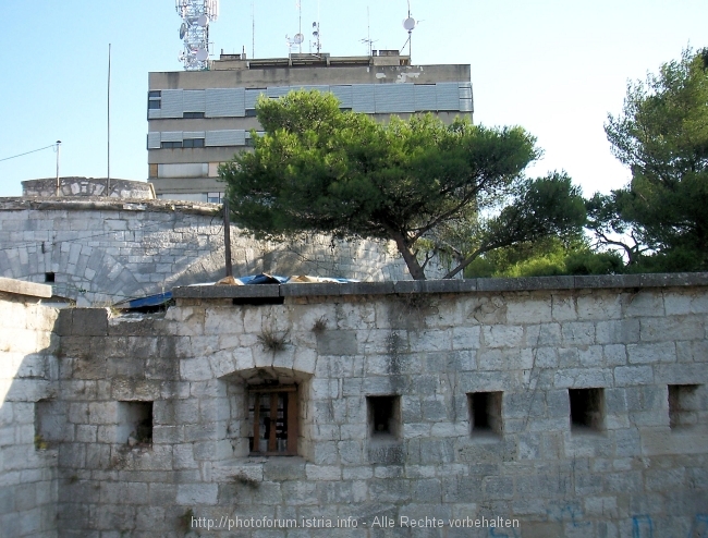 PULA > Fort Casioni vecchi (Monte Paradiso)