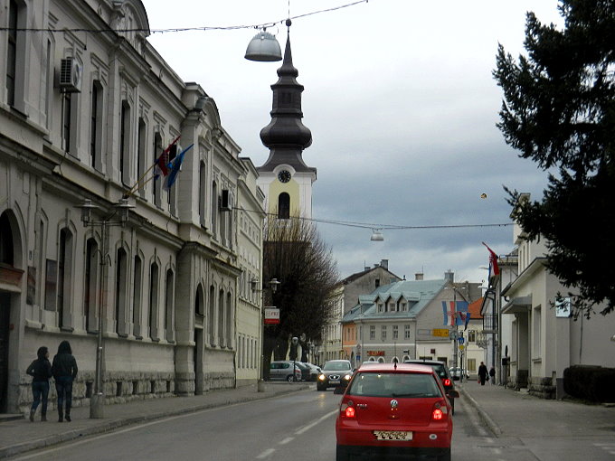 Nationalstraße D50> GOSPIC