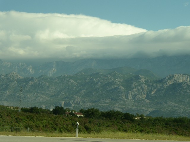Wolkenwalze bei Bora > Velebitgebirge Richtung Starigrad -Paklenica