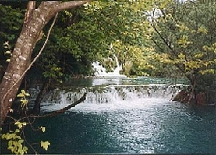 NATIONALPARK PLITVICER SEEN > Milka-Trnina-Wasserfall