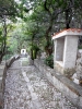 Batomalj - Stufen zur Kirche12