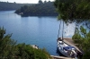 Dalmatien: UVALA PAPRENICA auf Dugi Otok > Segelboot in Marinebunker