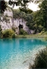 Blick vom Silbersee auf die Höhle