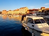 Dalmatien: HVAR > Hafen in Stari Grad